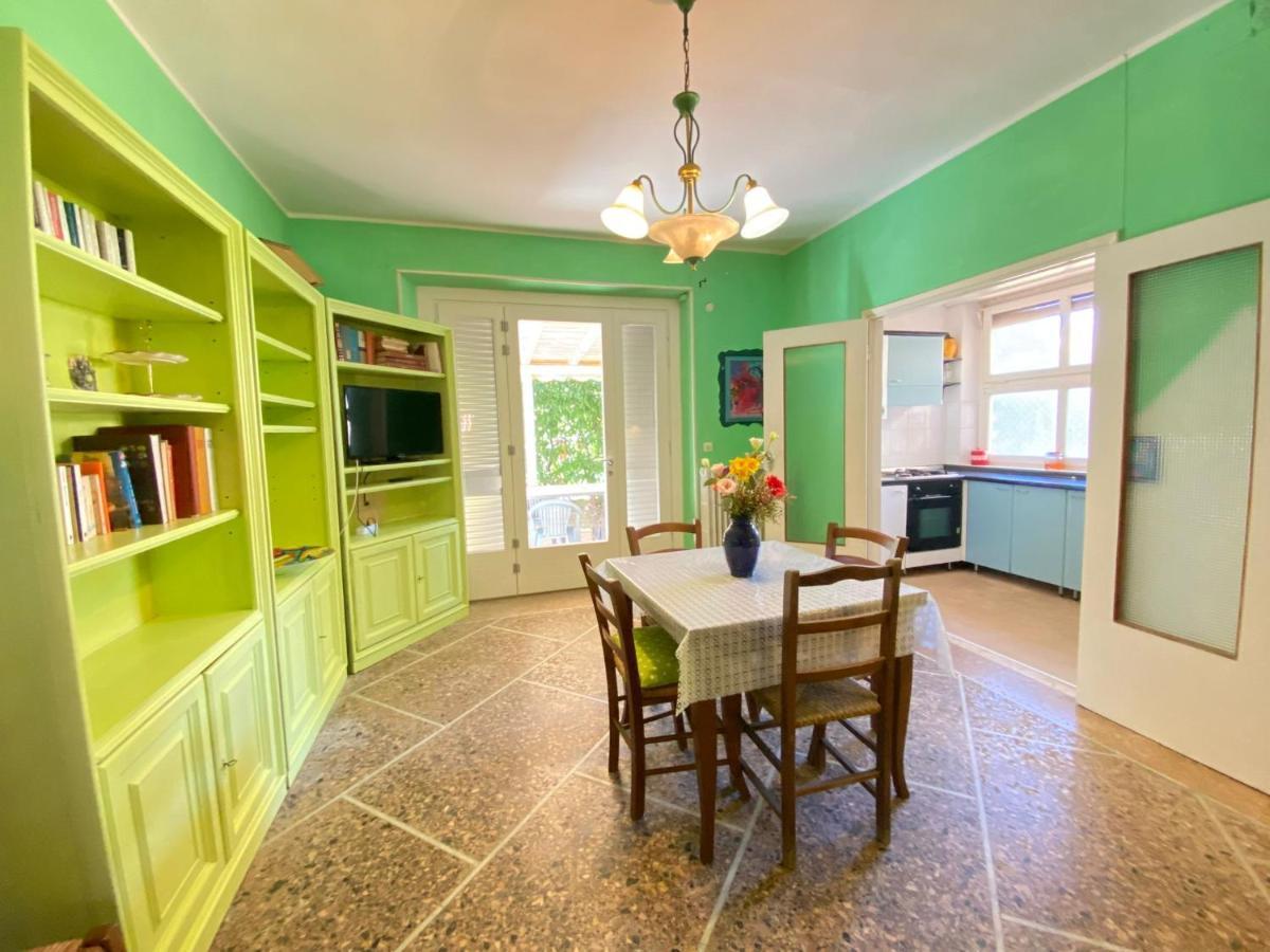 Pineta Apartament Tirrenia Eksteriør billede