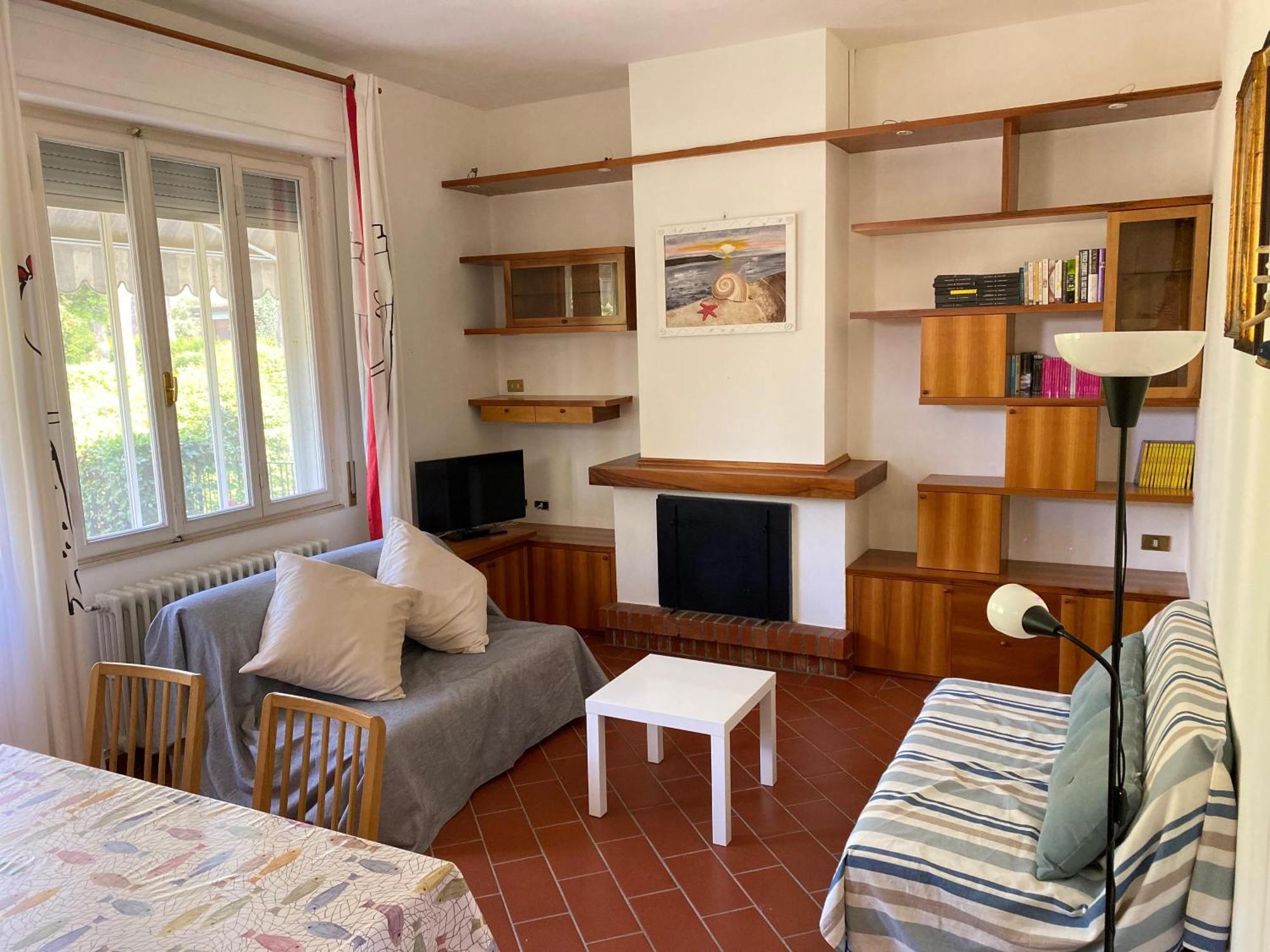 Pineta Apartament Tirrenia Eksteriør billede