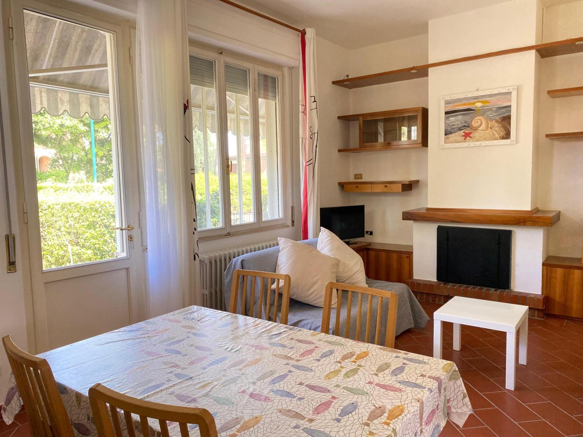 Pineta Apartament Tirrenia Eksteriør billede