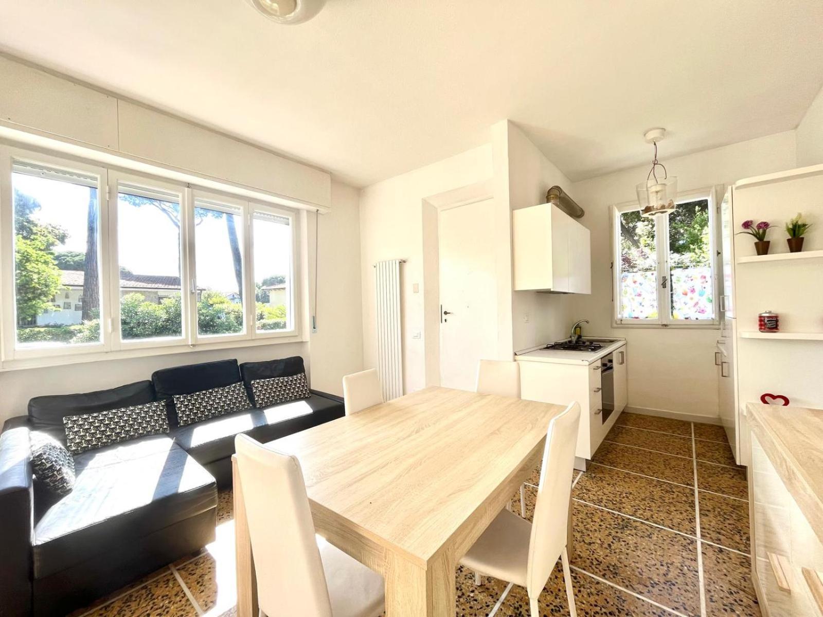 Pineta Apartament Tirrenia Eksteriør billede
