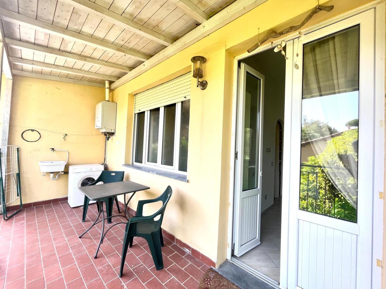 Pineta Apartament Tirrenia Eksteriør billede