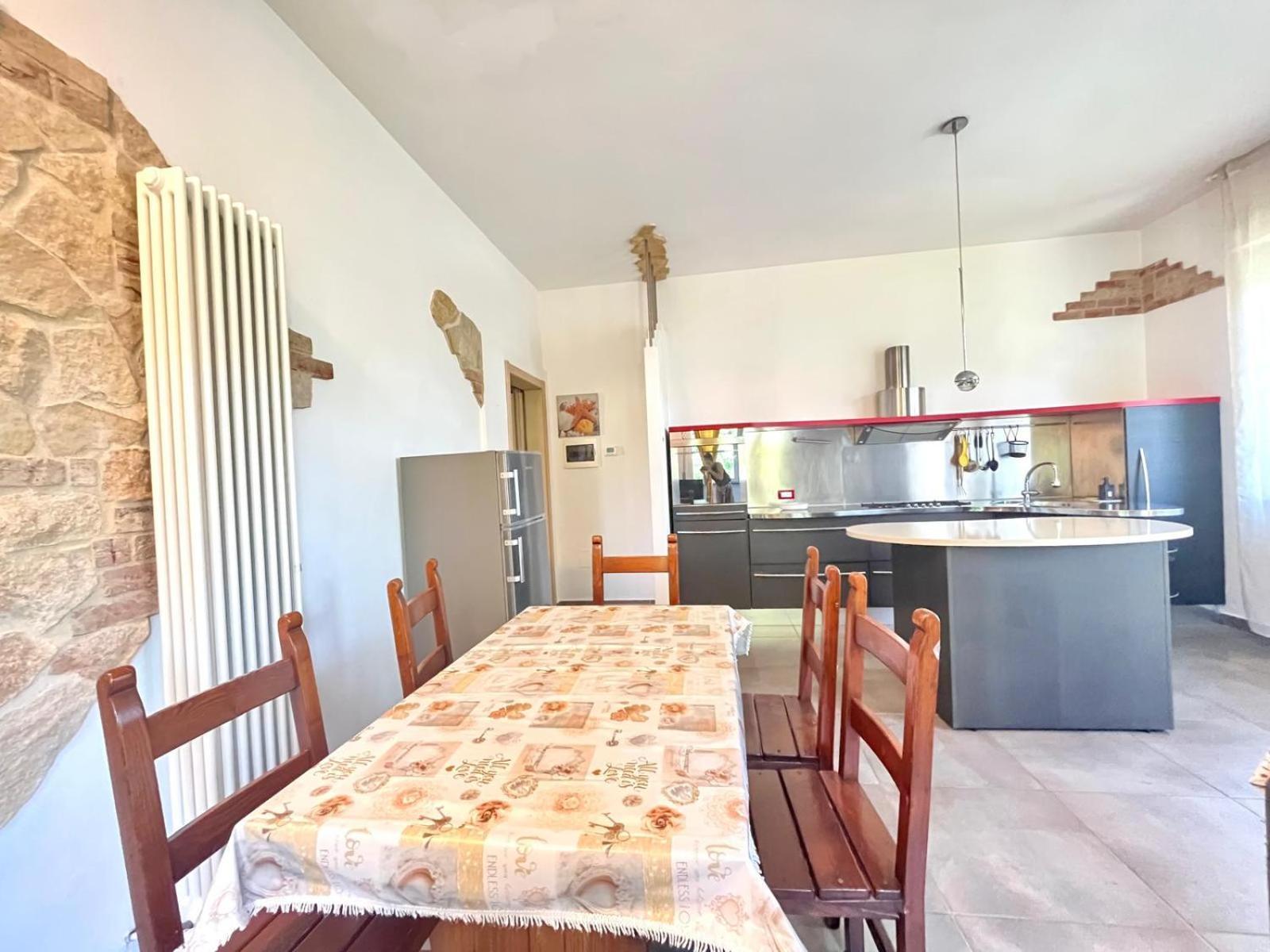 Pineta Apartament Tirrenia Eksteriør billede