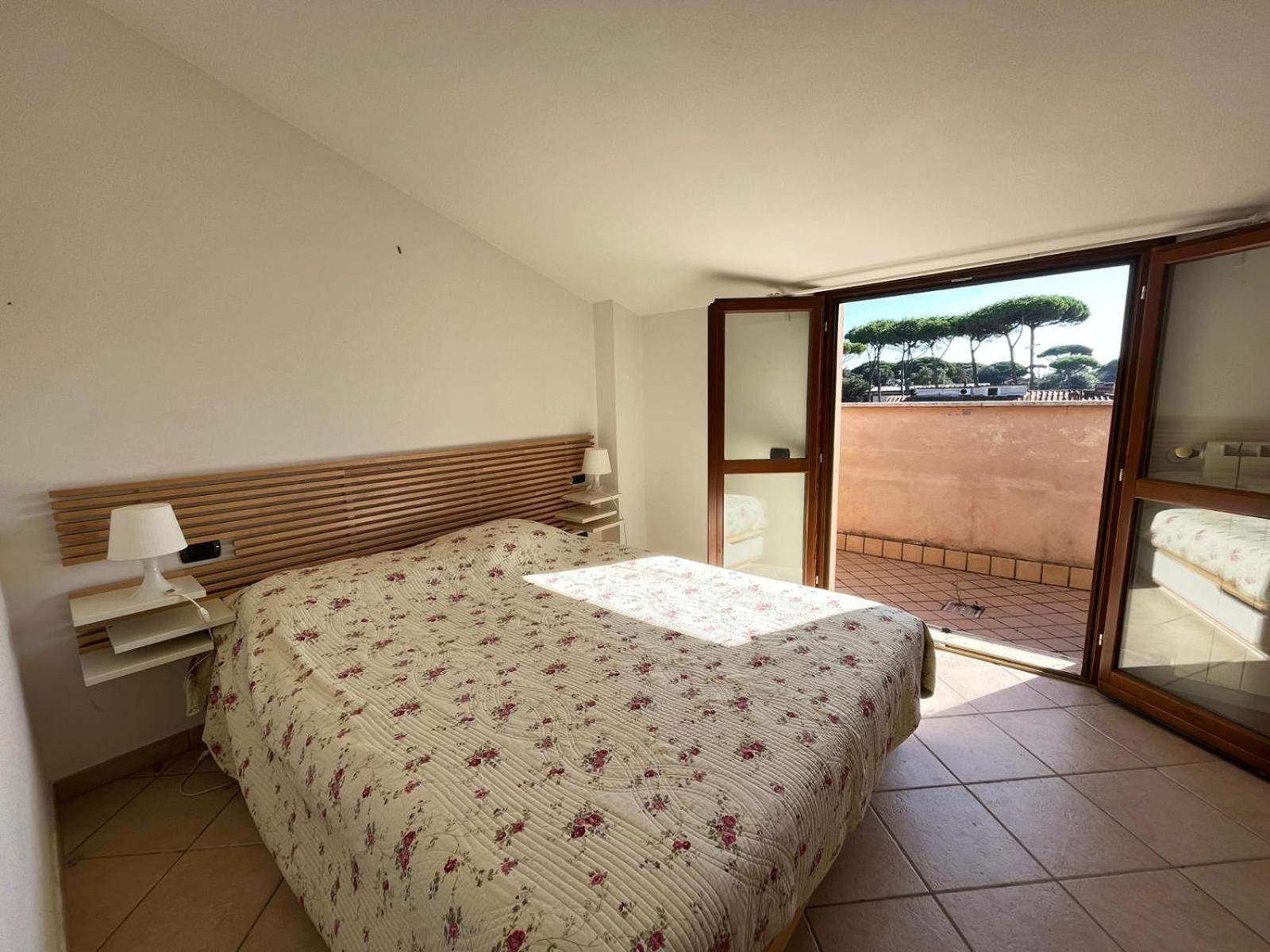 Pineta Apartament Tirrenia Eksteriør billede